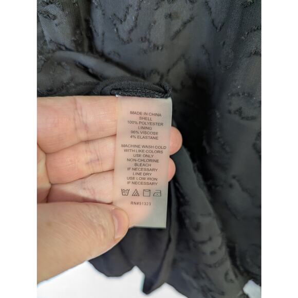 Vince Camuto Blouse Womens Small Black Leopard Print Mock Neck Witchy Feminine - Picture 7 of 9